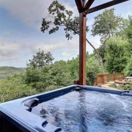 Majestic Mountaintop Escape, khách sạn ở Blue Ridge