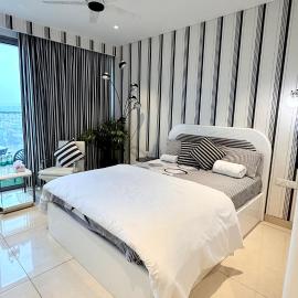 Zebra Luxe Loft Studio with patio