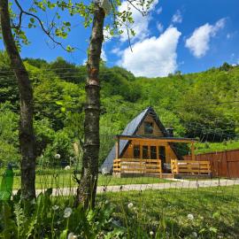 Riverside A-Frame Escape, hotel di Sarajevo