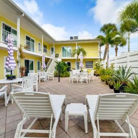Walk to Venice Beach & Downtown! Couple's Condo, מלון בוניס
