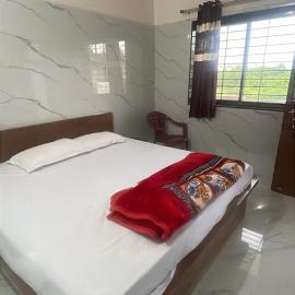 VISHNU DATTA HOMESTAy, hotel in Bandanwāda