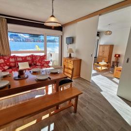 Charmant 2 pièces cabine, au pied des pistes de Prapoutel, balcon sud-est, ascenseur, 6 pers - FR-1-771-55, hotel v destinácii Les Adrets