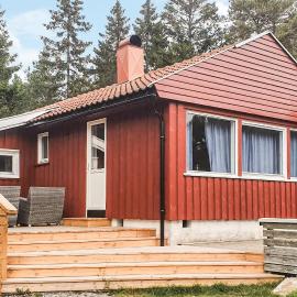 4 Bedroom Beautiful Home In Kongshavn