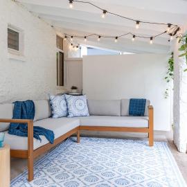 Hacienda - Spanish Style Beach House, hotel in Blueys Beach