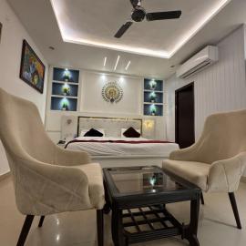 Cs Shree Suites by Elegance Resort