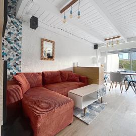 Escapade marine Carnac, Petite Maison toute équipée et confortable, au calme entre plage et ville avec jardinet au sud: Carnac şehrinde bir otel