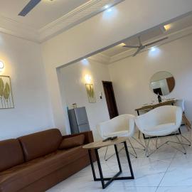 2 chambres salon au calme, hotel in Porto-Novo