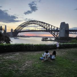 Walk to the Opera House, Hotel in Sydney