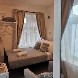 A to B Hotel