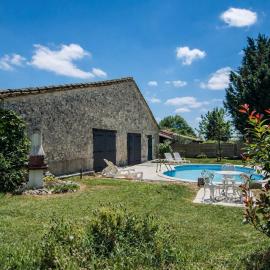 Detached rural Barn with private pool