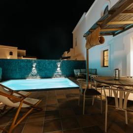 Villa Mayantigo by CasasBlancas