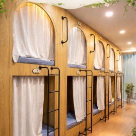 iWE NEST Cà Phê Ngủ Thông Minh, hotel in Ho Chi Minh City