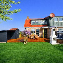 "Huus ant Diek", Ferienhaus mit Maisonette Wohnung in Deichnähe, Nähe Norddeich, hotel in Norden