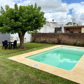 Casa céntrica en Chascomús con pileta