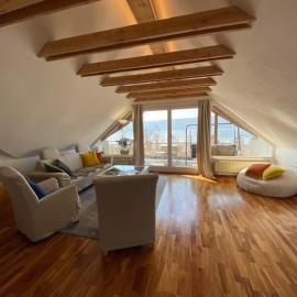 100m zum See, Traumhafte Dachwohnung mit Seeblick, hotel v destinaci Sipplingen