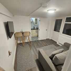 Snug on Eden Derry, hotel in Londonderry County Borough