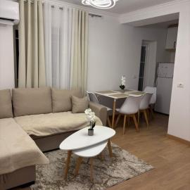 DU Apartament Korce, hotel in Korçë