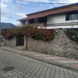 Casa de campo Las Flores, hotel en Penipe
