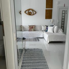 Enlightened Escape, hotel in Nea Peramos