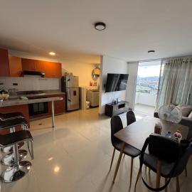 Apartment-studio with pool and parking Ventura Plaza, hotel v destinácii Cúcuta