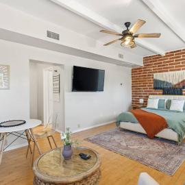 Private Studio Casita w/ Patio | Walk to 4th Ave