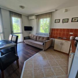 Krisi 2 apartman، فندق في هایدوسوبوسلو