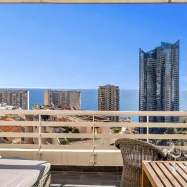 Beausoleil near Monaco - Cosy Studio with Sea view, hotel in Beausoleil