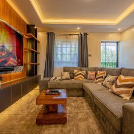 Elegant and stylish in Wangige, Kibiku