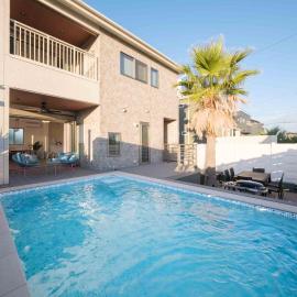 THE POOL HOUSE Kisarazu, hotel in Kisarazu