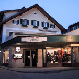 Retrobude Ferienhaus Mathe Big traditional house Bad Goisern near Hallstatt