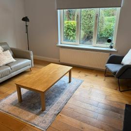 Bright 2BDR Home in Blackrock Cork, hotel in Cork