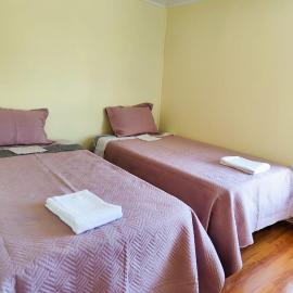 Casa Valentino-Departamentos familiares, hotel en Dalcahue
