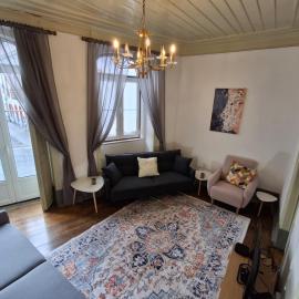 Casa da Maya - Historic Townhouse, N2 Stop and Nature Retreat: Arganil'de bir otel