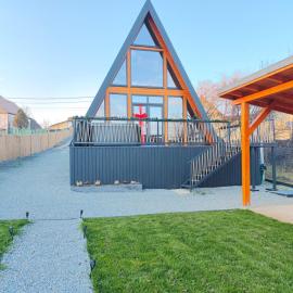 Roua A-frame, Hotel in Deal