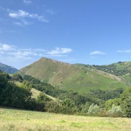 Appartement au Pays Basque-Vue montagne, hotel en Bidarray