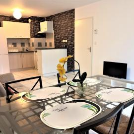 Appartement T3 lumineux, calme, près de la gare, hotel u gradu Marmand