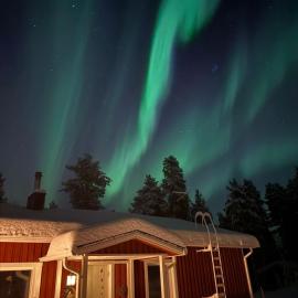 Lumi Hill Lodge - Northern Lights