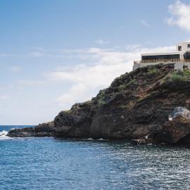 Villa Vista, tu suite frente al mar en El Hierro, ξενοδοχείο σε Tamaduste
