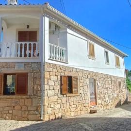 Casa Duas Fontes, hotel in Capinha
