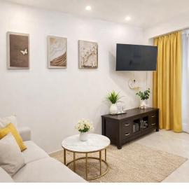 Taman Inderawasih, Perai 3 Bedrooms Single Storey Terrace ,12mins to Penang Bridge , 5mins to Sunway Carnival Mall, hotel a Butterworth