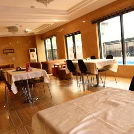 Vienna Suites