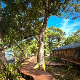 Black Sands Lodge, hotel em Bahía Solano