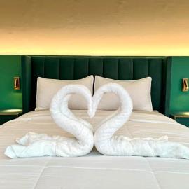 Shamrock Hotel