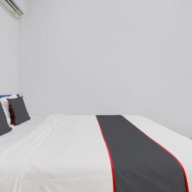 Hotel O Airport Guesthouse