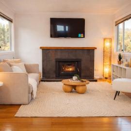 Family Friendly 3 Bedroom Home in Claremont Near Hobart