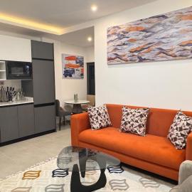 1 Bedroom at Redbury Vistas, hotel en Trofwi