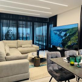 Makenzie View Penthouse