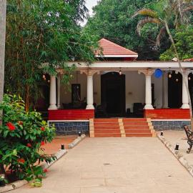 Sun Private Pool Villa, hotel in Puducherry Airpoert