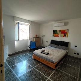 Casa Corso Bagni โรงแรมในAcqui Terme