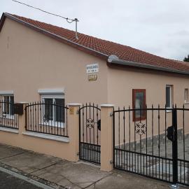 Família-Pelso Vendégház Villány